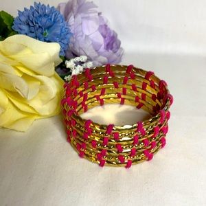2/$14💖 Gold tone, pink leather wrapped bangle.